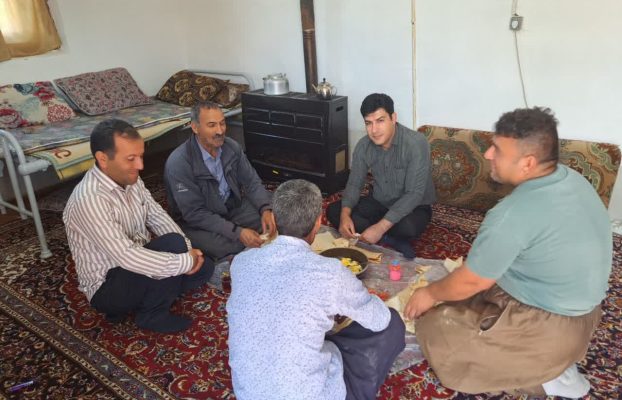 دیدار شهردار زرنه با کارگران به مناسبت روز کارگر